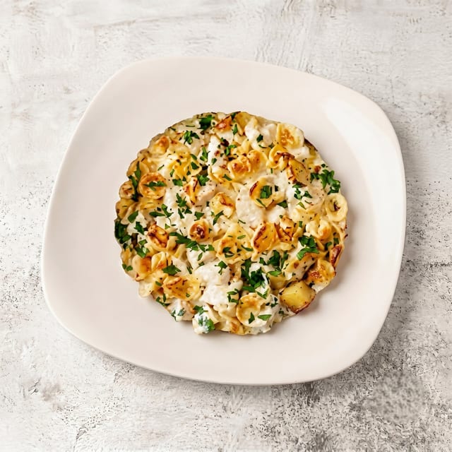 Cheese Tortellini Alfredo.